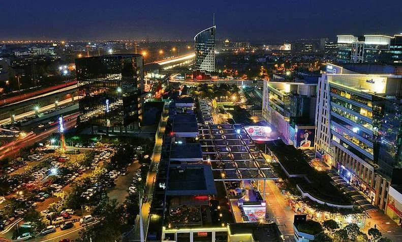 Gurgaon to Jaipur Cab Service - Luxury Ride with Taj Mahal View